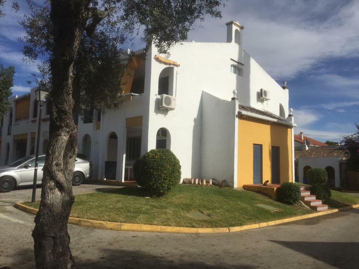 Habitaciones Turisticas Las Brisas Valencina de la Concepción エクステリア 写真